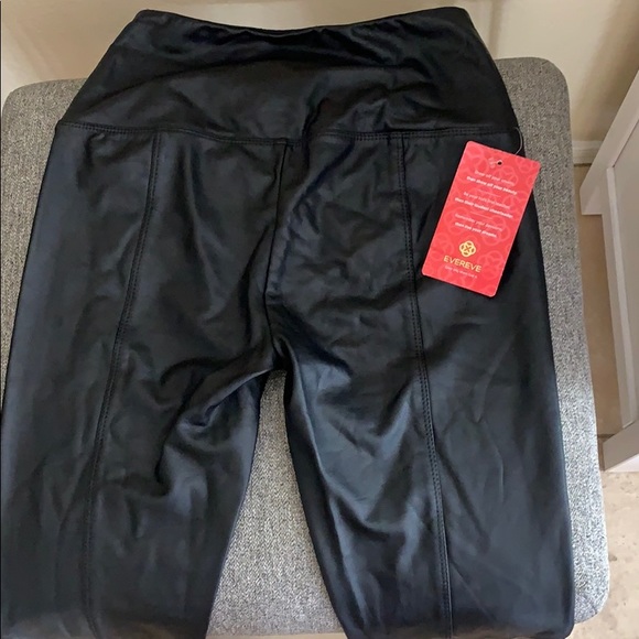 Nwt vegan leather legging - Picture 6 of 8